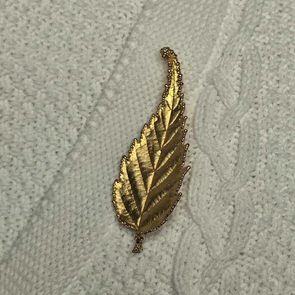 Vintage Gold Tone Leaf Brooch Nature Statement Elegant Jewelry